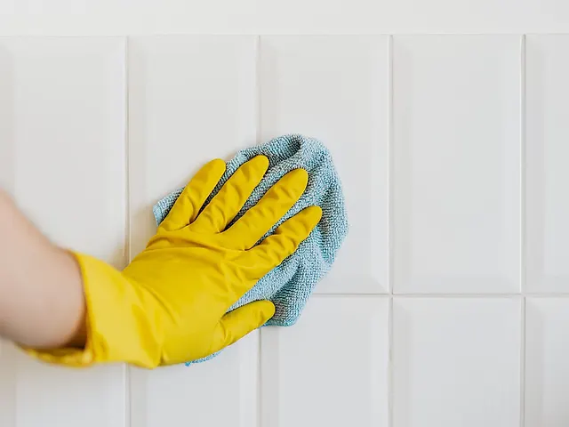 Deep Clean vs. Standard Clean: Which One Does Your Home Actually Need?